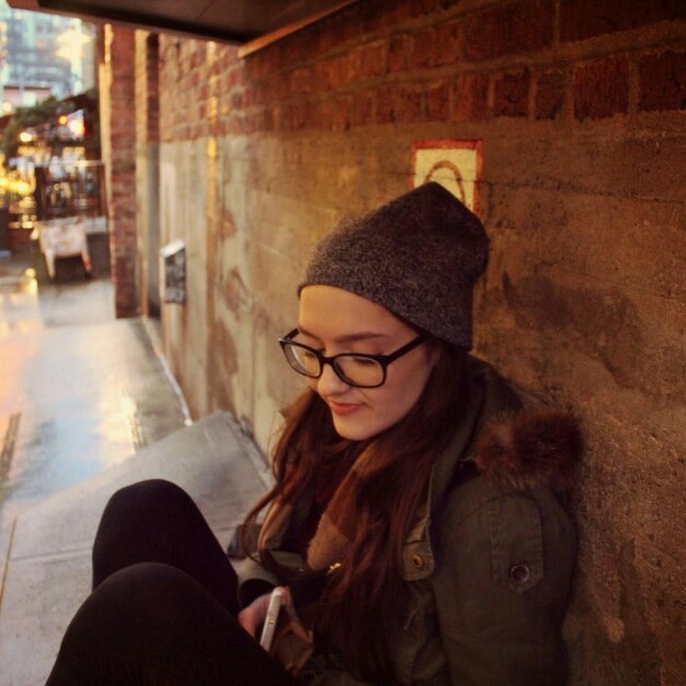 Meet your Posher, Emily